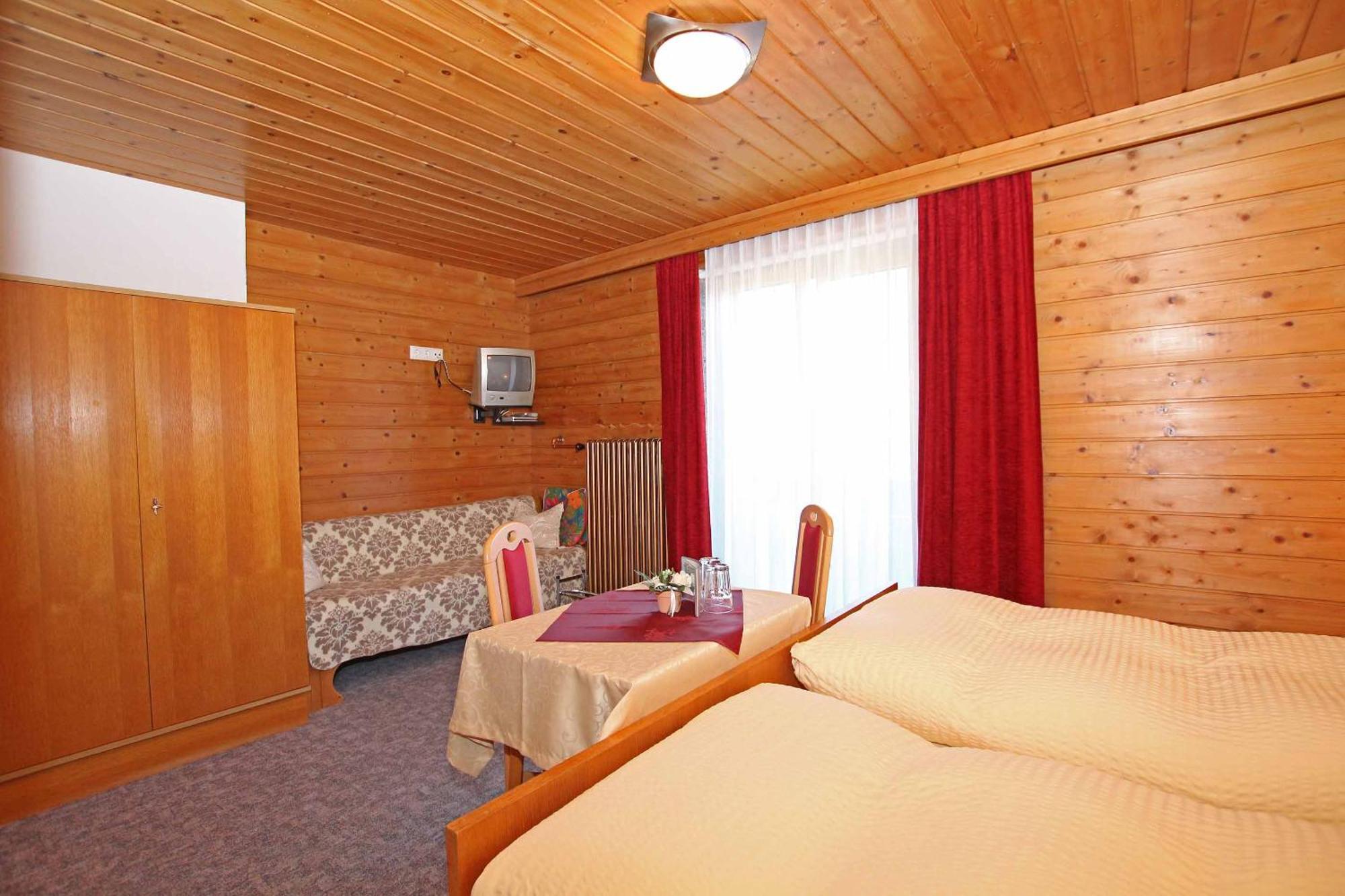 Pension Delacher Ried im Oberinntal Exterior photo